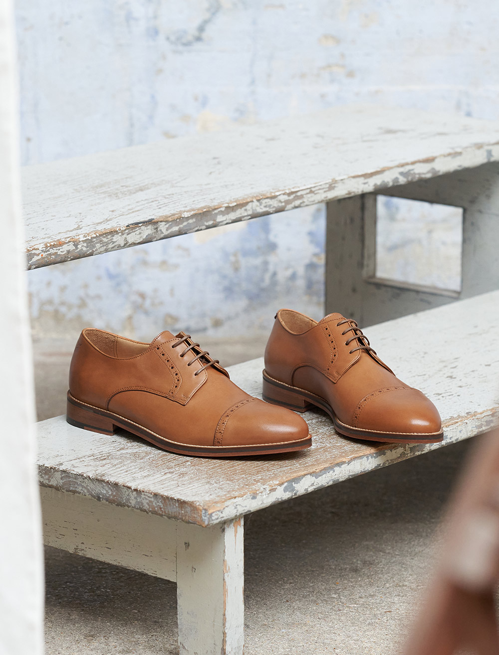 Men's Cognac Leather Derbies : Smooth Leather, From North Italy - Pied
