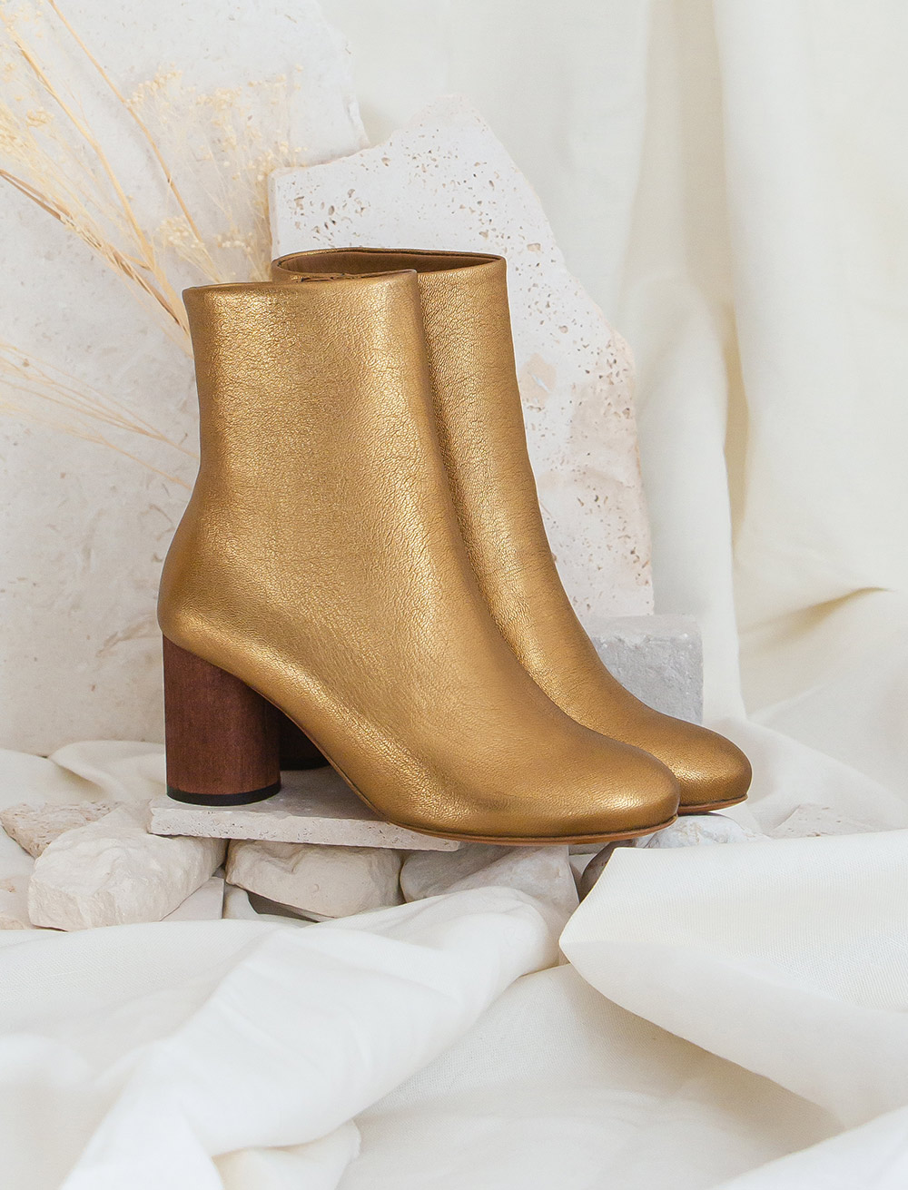 Boots Alma -Gold